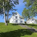 Ami Hotel 3*